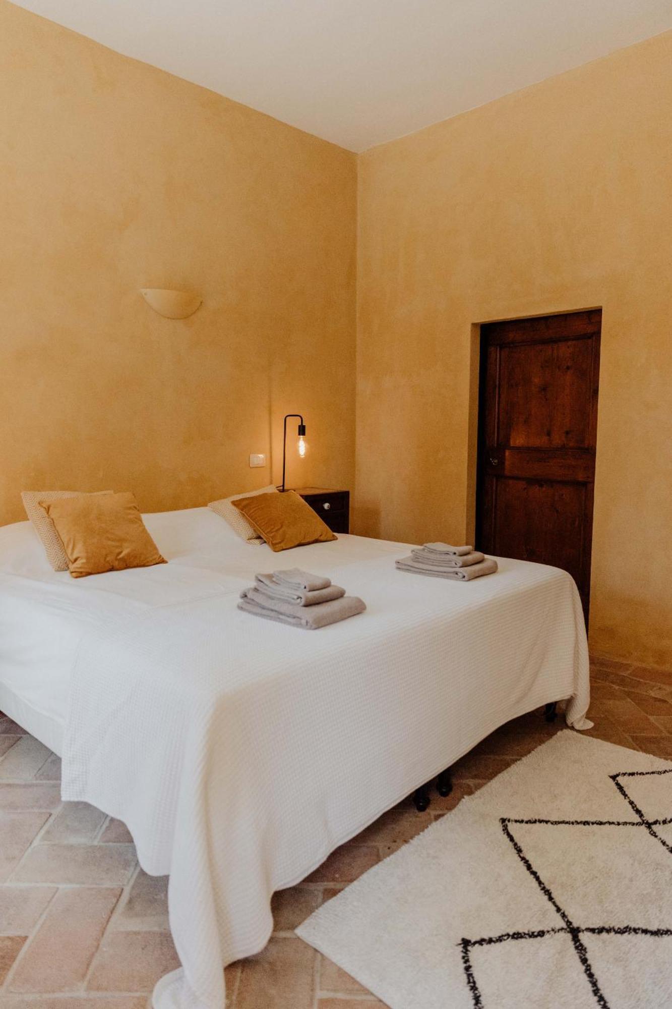 Agriturismo Qui Voglio Monte Roberto Esterno foto